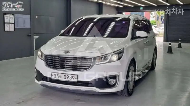 2016 KIA Carnival