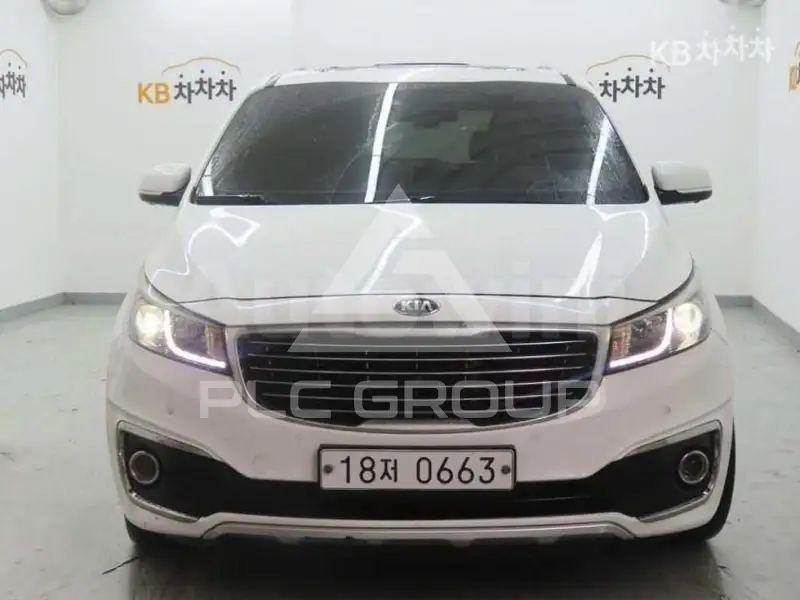 2016 KIA Carnival
