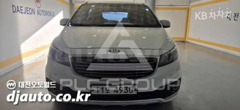 2016 KIA Carnival