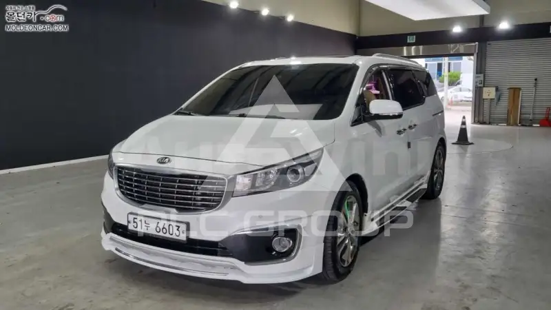 2016 KIA Carnival