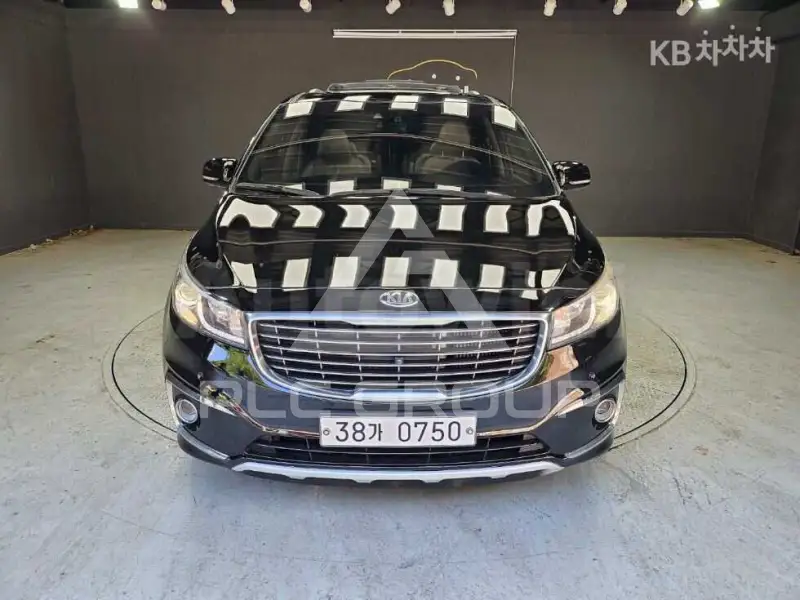 2016 KIA Carnival