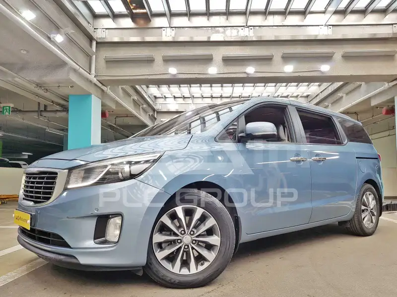2016 KIA Carnival