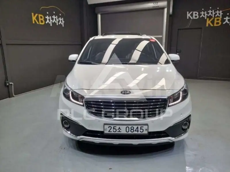 2016 KIA Carnival