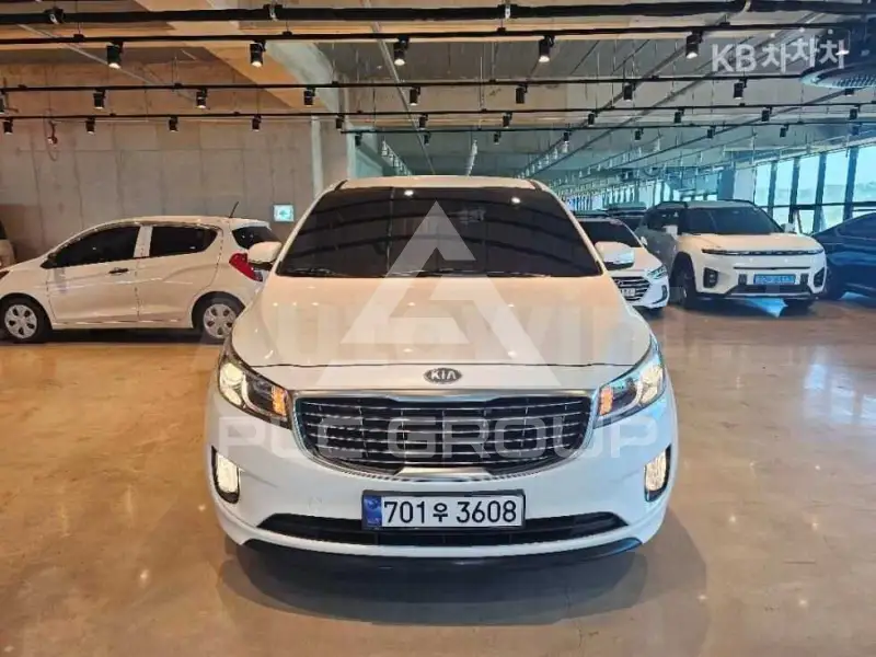 2016 KIA Carnival