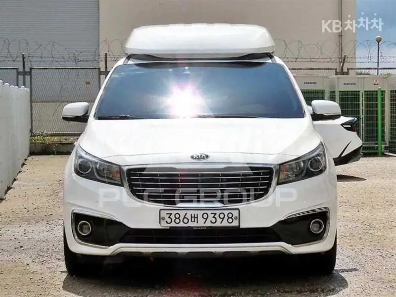 2016 KIA Carnival