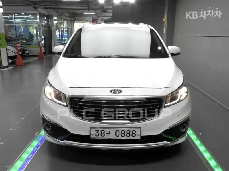 2016 KIA Carnival