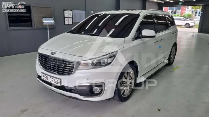 2016 KIA Carnival