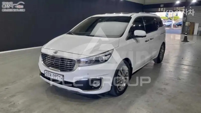 2016 KIA Carnival