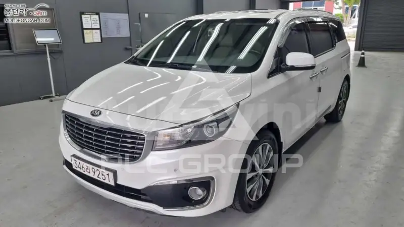 2016 KIA Carnival
