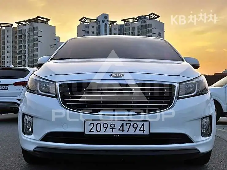 2016 KIA Carnival