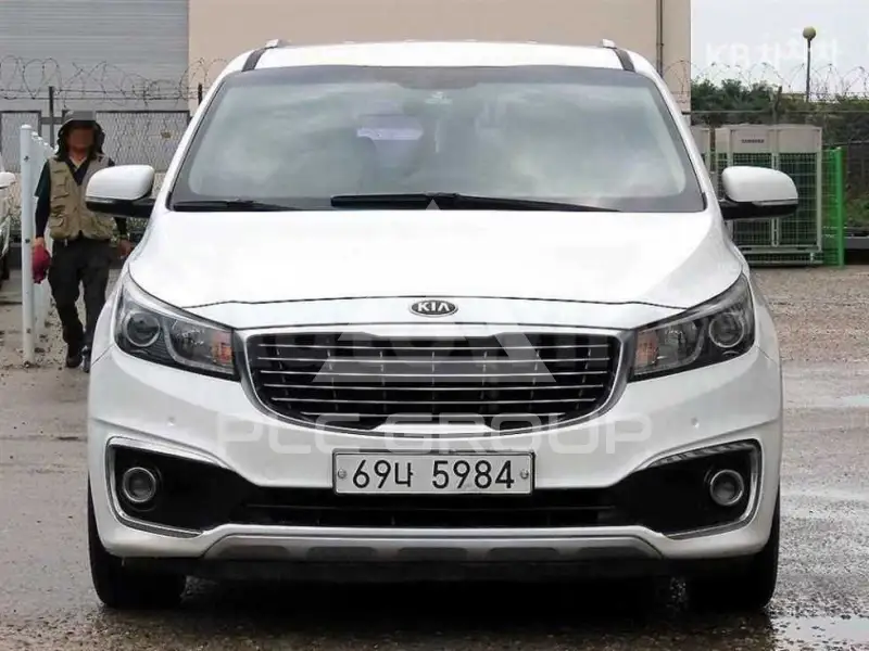2016 KIA Carnival