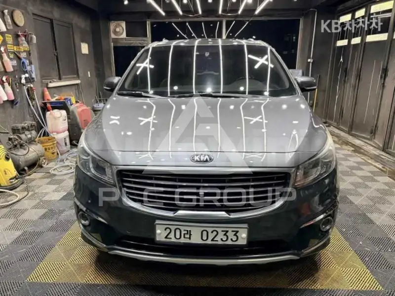 2016 KIA Carnival