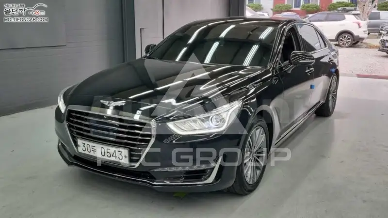 2016 Genesis EQ900