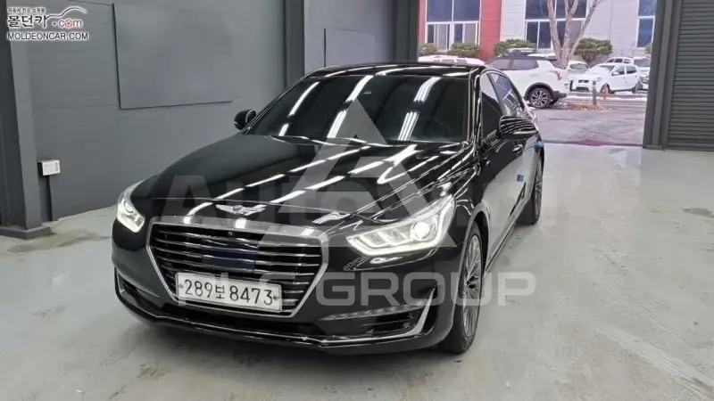2016 Genesis EQ900