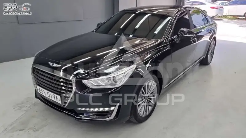 2016 Genesis EQ900