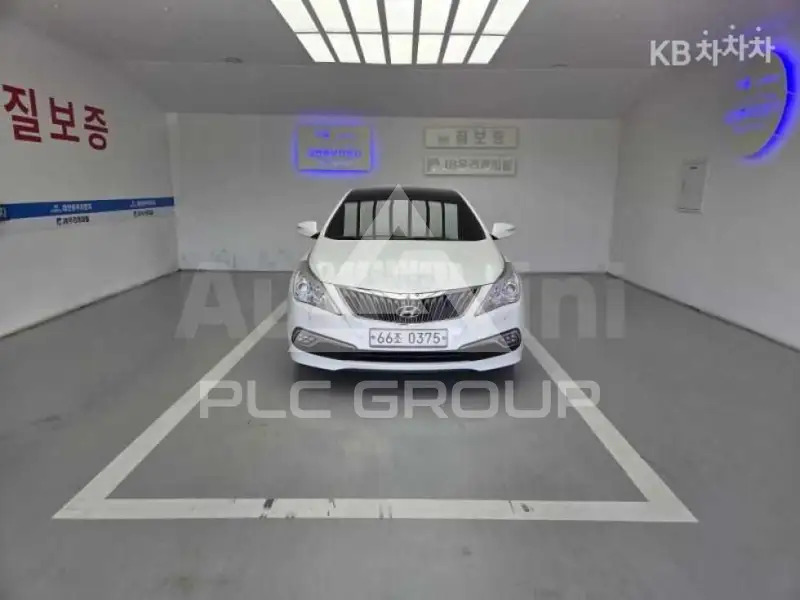 2016 Hyundai Grandeur