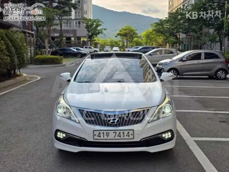 2016 Hyundai Grandeur