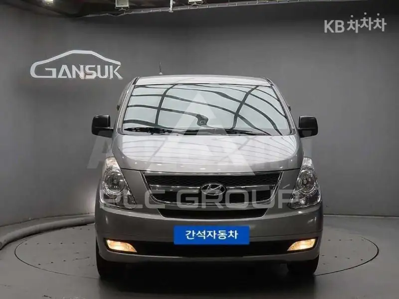 2016 Hyundai Starex