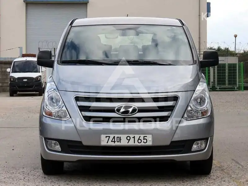 2016 Hyundai Starex
