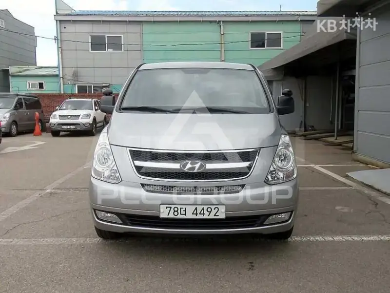 2016 Hyundai Starex