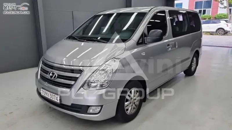 2016 Hyundai Starex