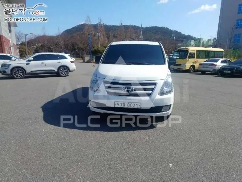 2016 Hyundai Starex