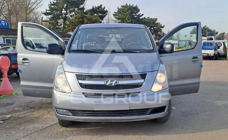 2016 Hyundai Starex