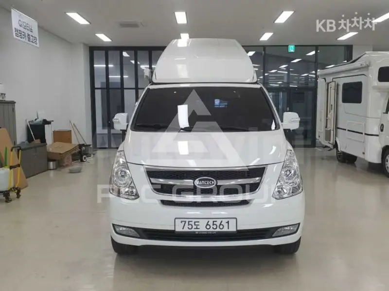 2016 Hyundai Starex