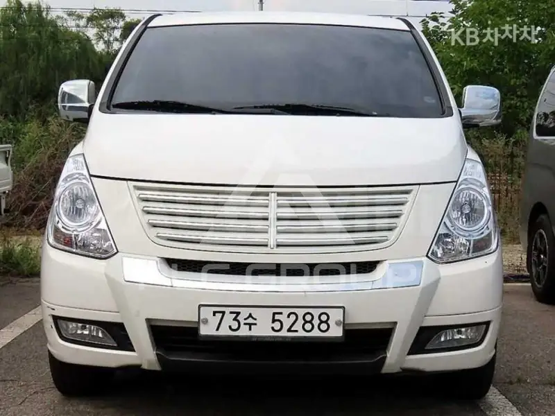 2016 Hyundai Starex