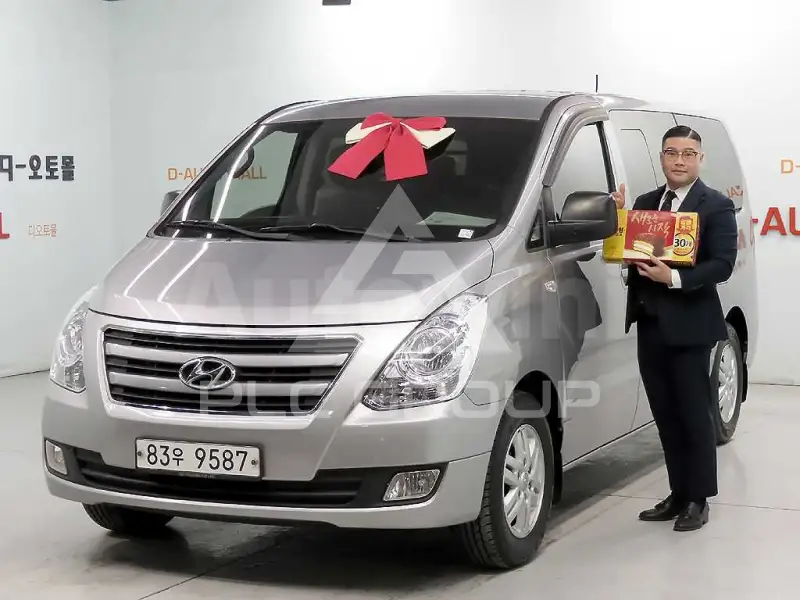 2016 Hyundai Starex