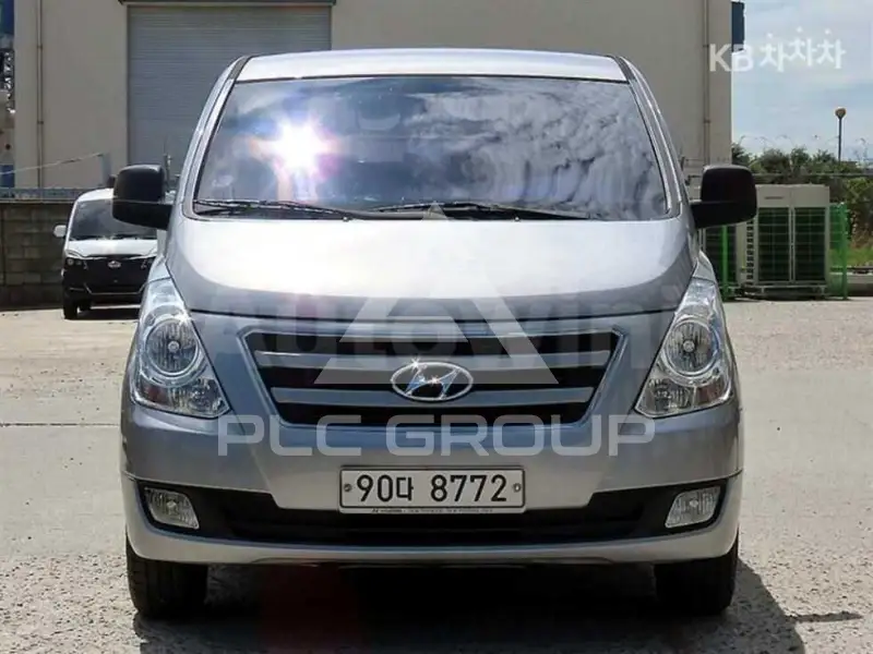 2016 Hyundai Starex
