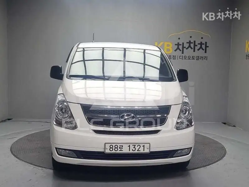 2016 Hyundai Starex