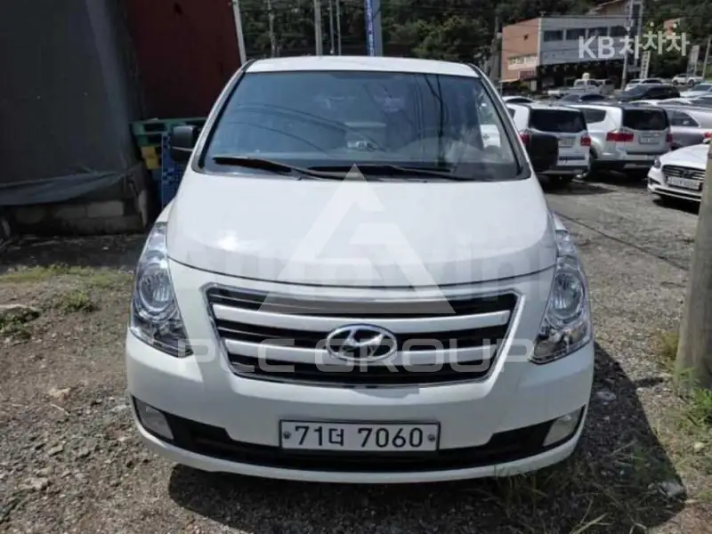 2016 Hyundai Starex