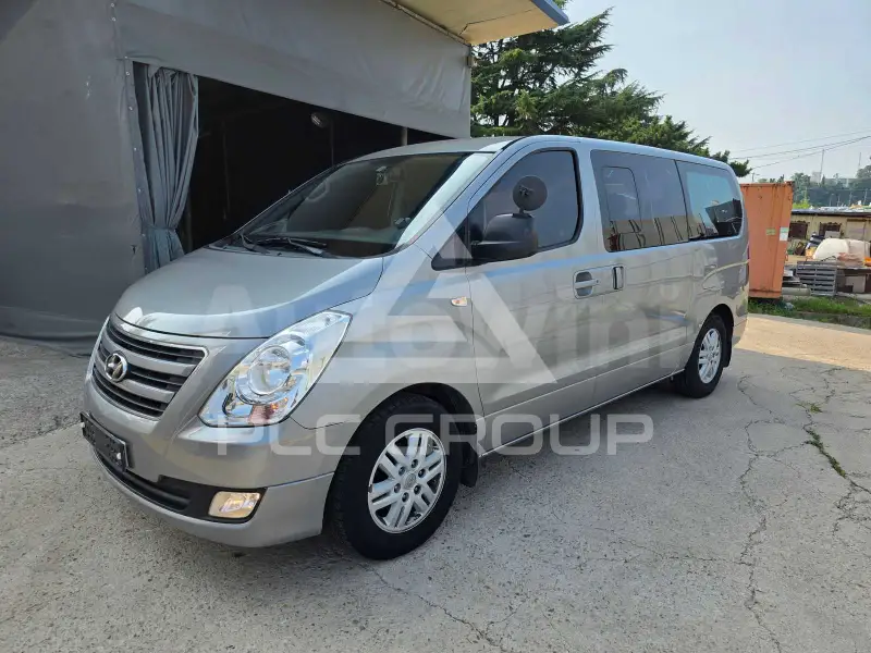 2016 Hyundai Starex