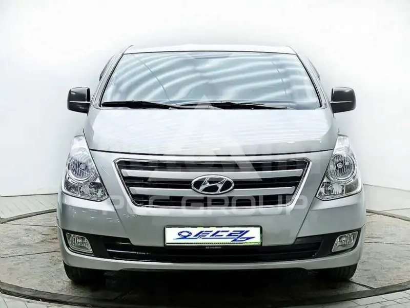 2016 Hyundai Starex