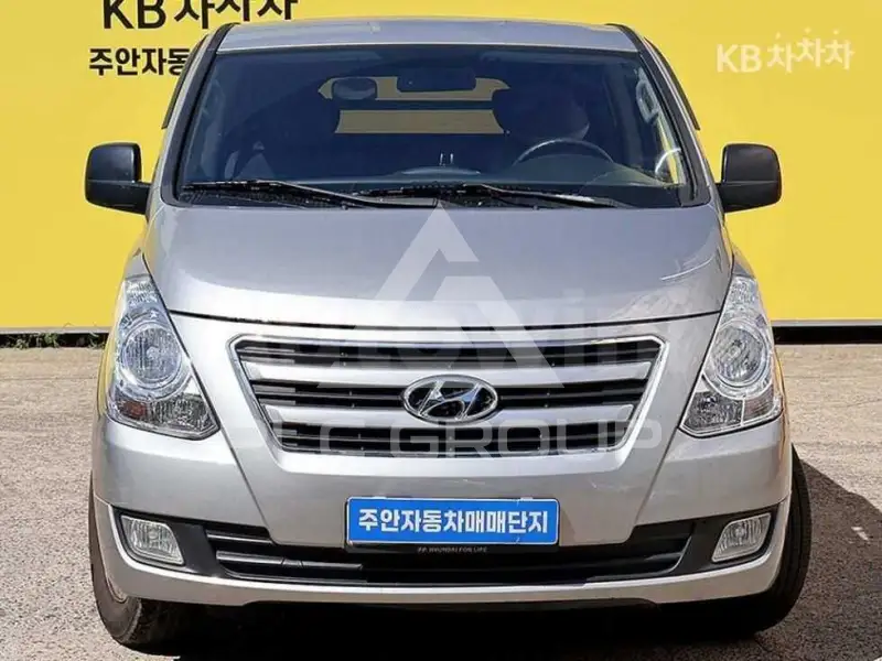 2016 Hyundai Starex