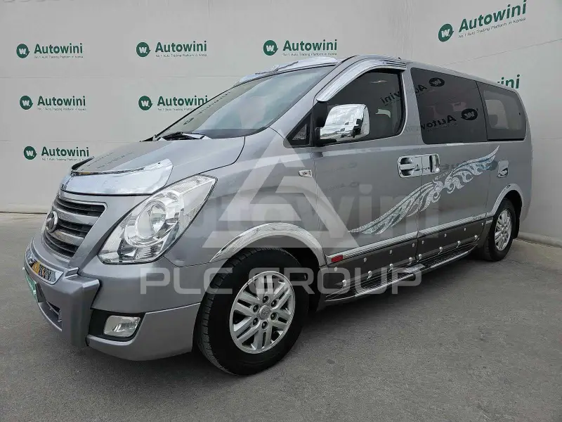 2016 Hyundai Starex