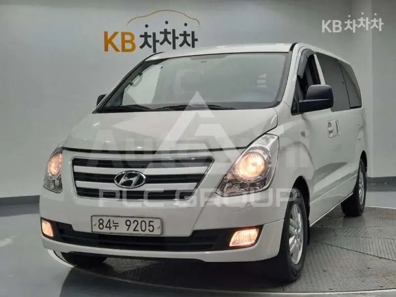 2016 Hyundai Starex