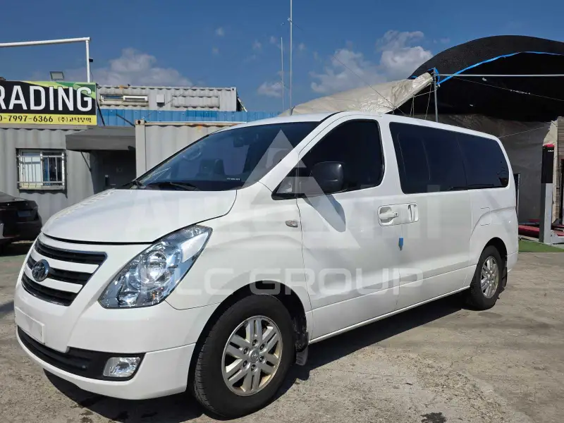 2016 Hyundai Starex