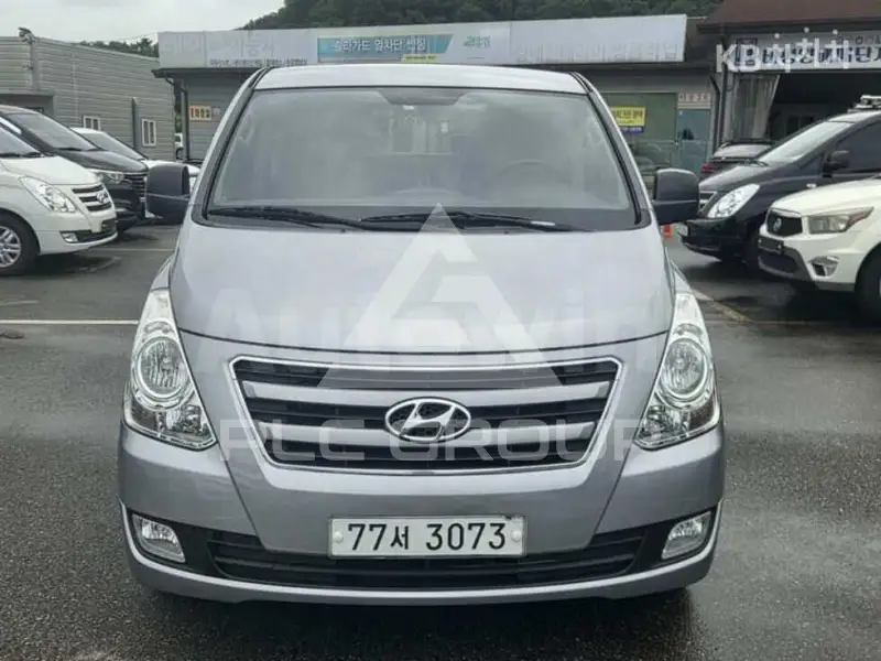 2016 Hyundai Starex