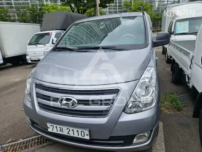 2016 Hyundai Starex