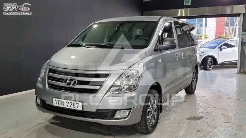 2016 Hyundai Starex