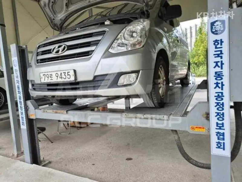 2016 Hyundai Starex