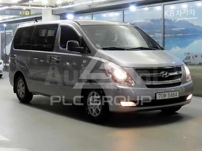 2016 Hyundai Starex