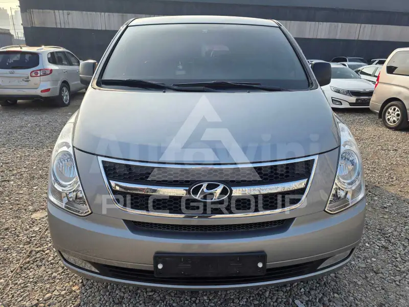 2016 Hyundai Starex