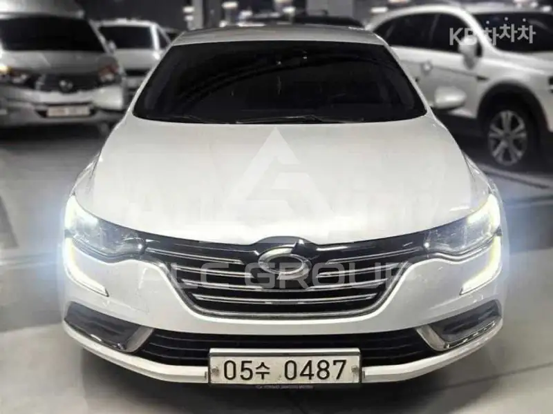 2016 Renault Sm6