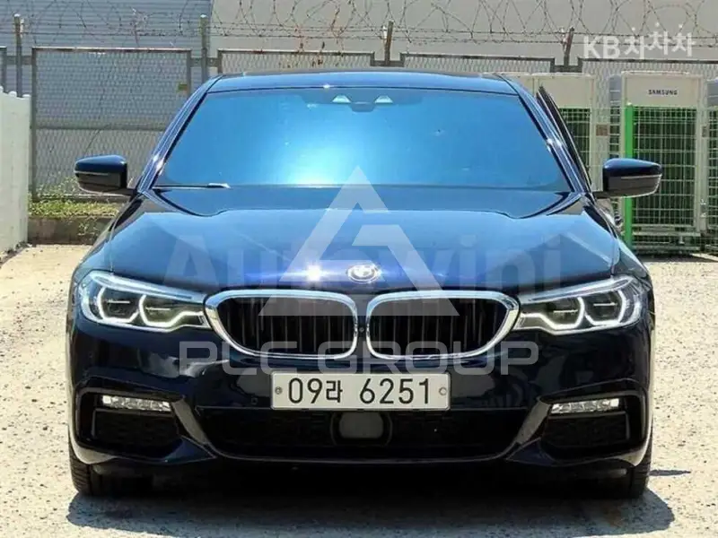 2017 BMW 523
