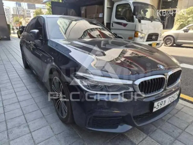2017 BMW 523