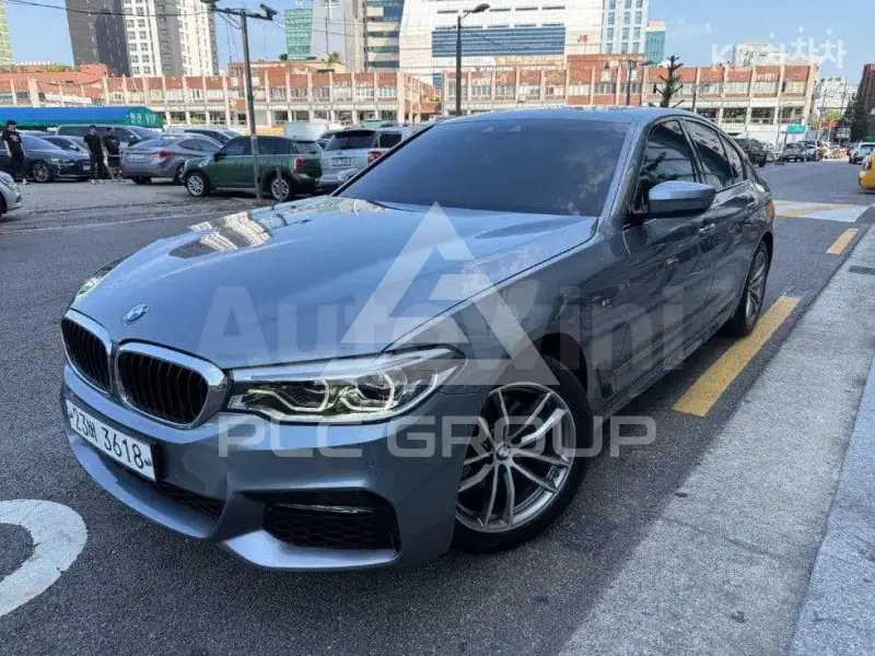 2017 BMW 523