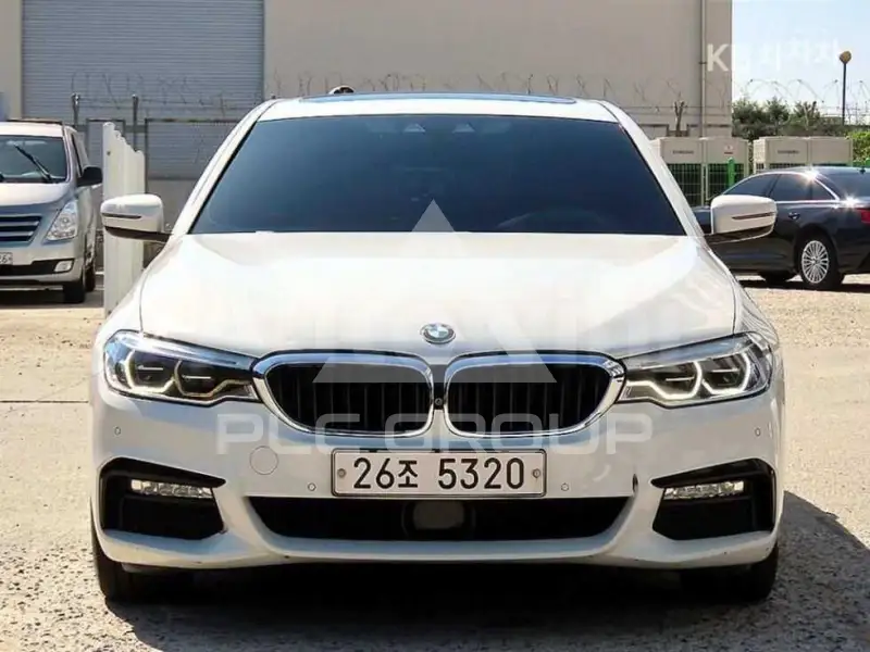 2017 BMW 523
